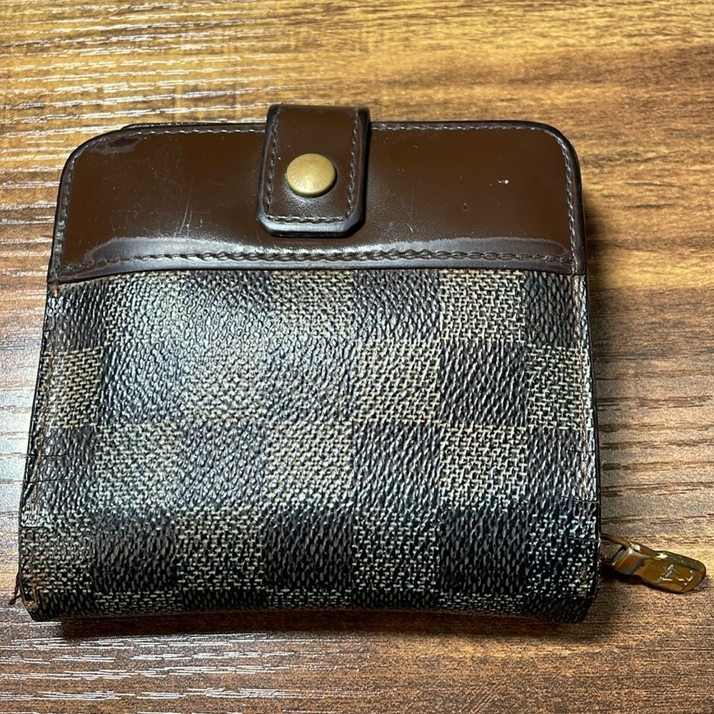 Louis Vuitton Damier Ebene wallet